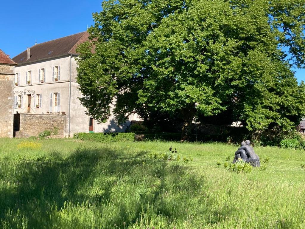 La Buffonnerie Bed and Breakfast Moutiers-Saint-Jean Eksteriør billede