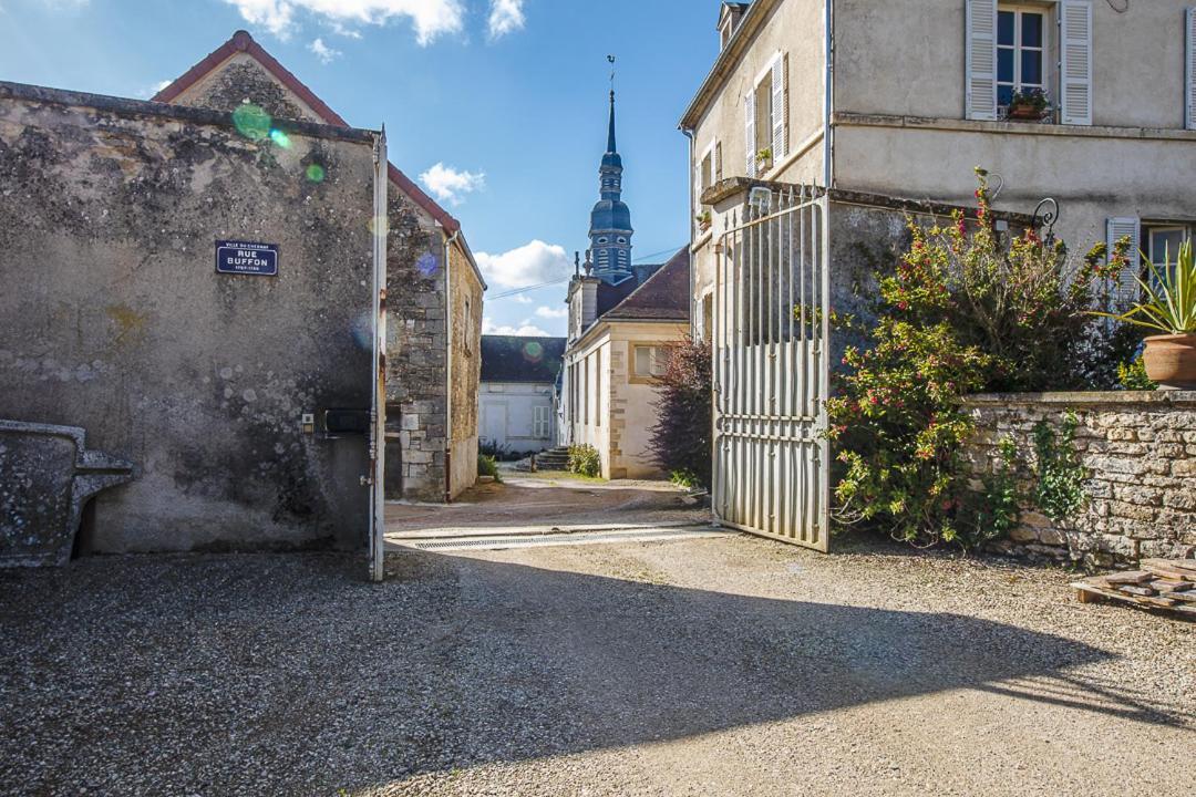 La Buffonnerie Bed and Breakfast Moutiers-Saint-Jean Eksteriør billede